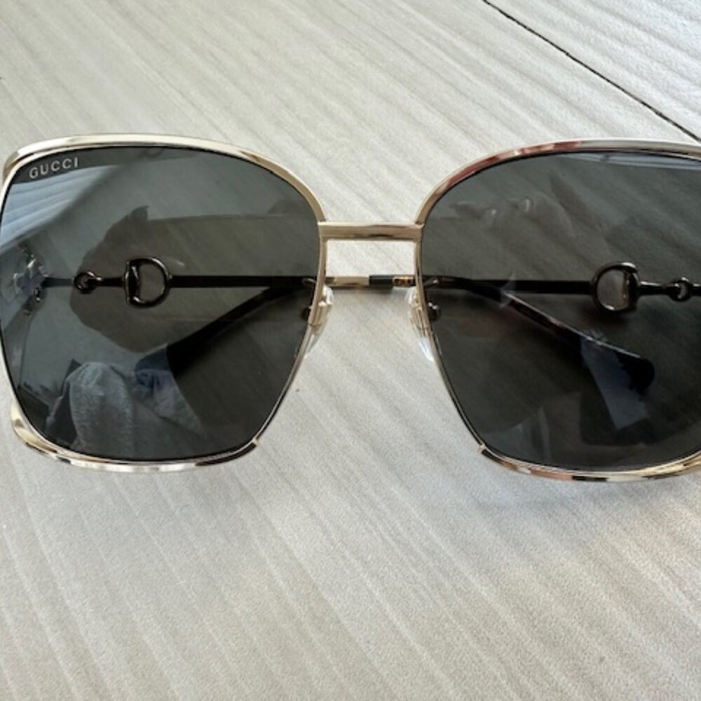 Brand NEW Gucci Gold Grey Metal Oversized Sunglasses - Picture 3 of 6